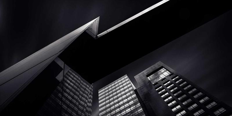 基因编辑技术CRISPR的未来医疗应用趋势与伦理挑战：当Biotechnology遇见AI的预测与变革